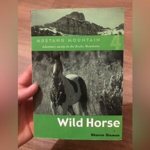 🐱 Wild Horse | Book by Sharon Siamon